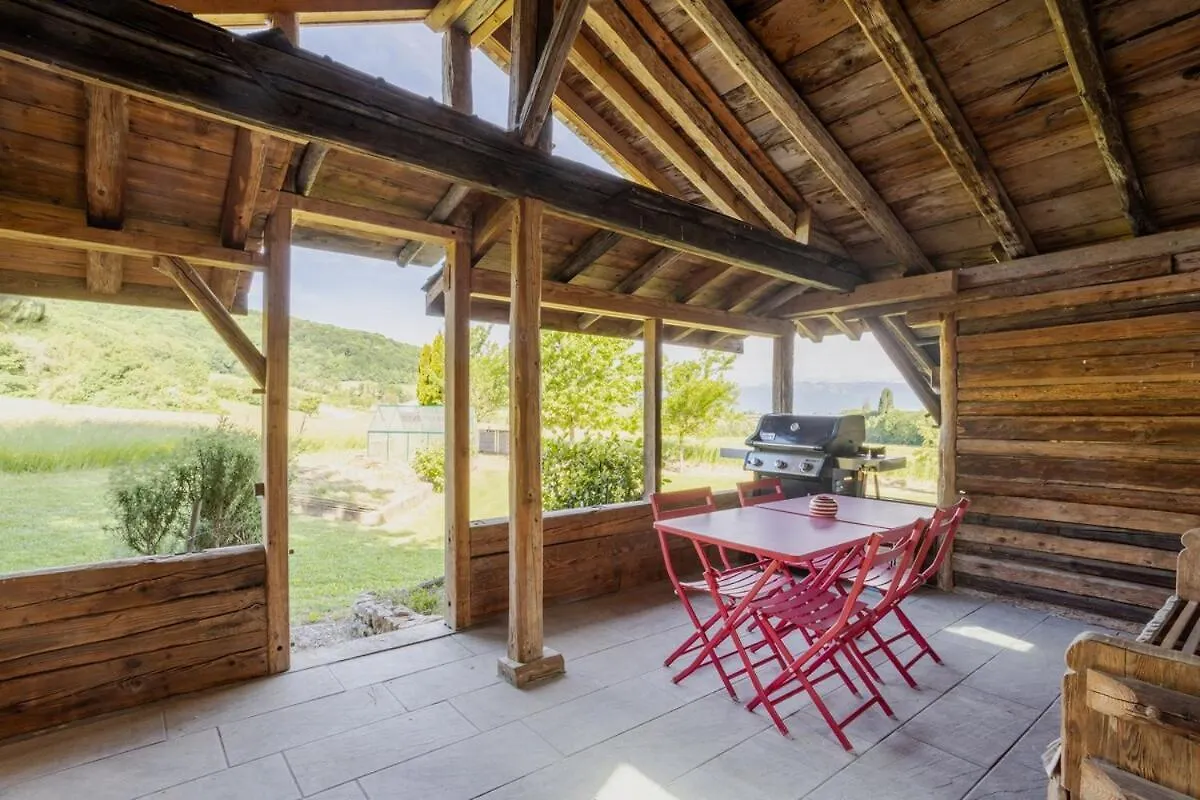 Le Chalet Tresor Cache Au Coeur De La Nature Presilly